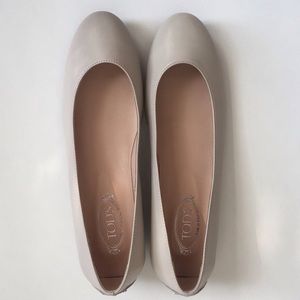 Tods Ballerina gomma nude slip on flats